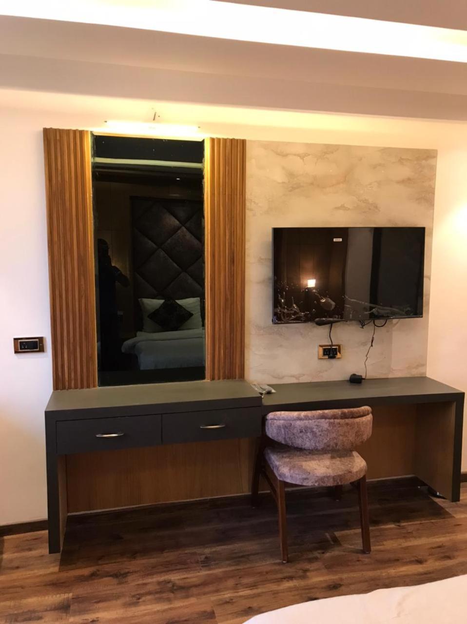 Sagrika Resort Dalhousie Kültér fotó