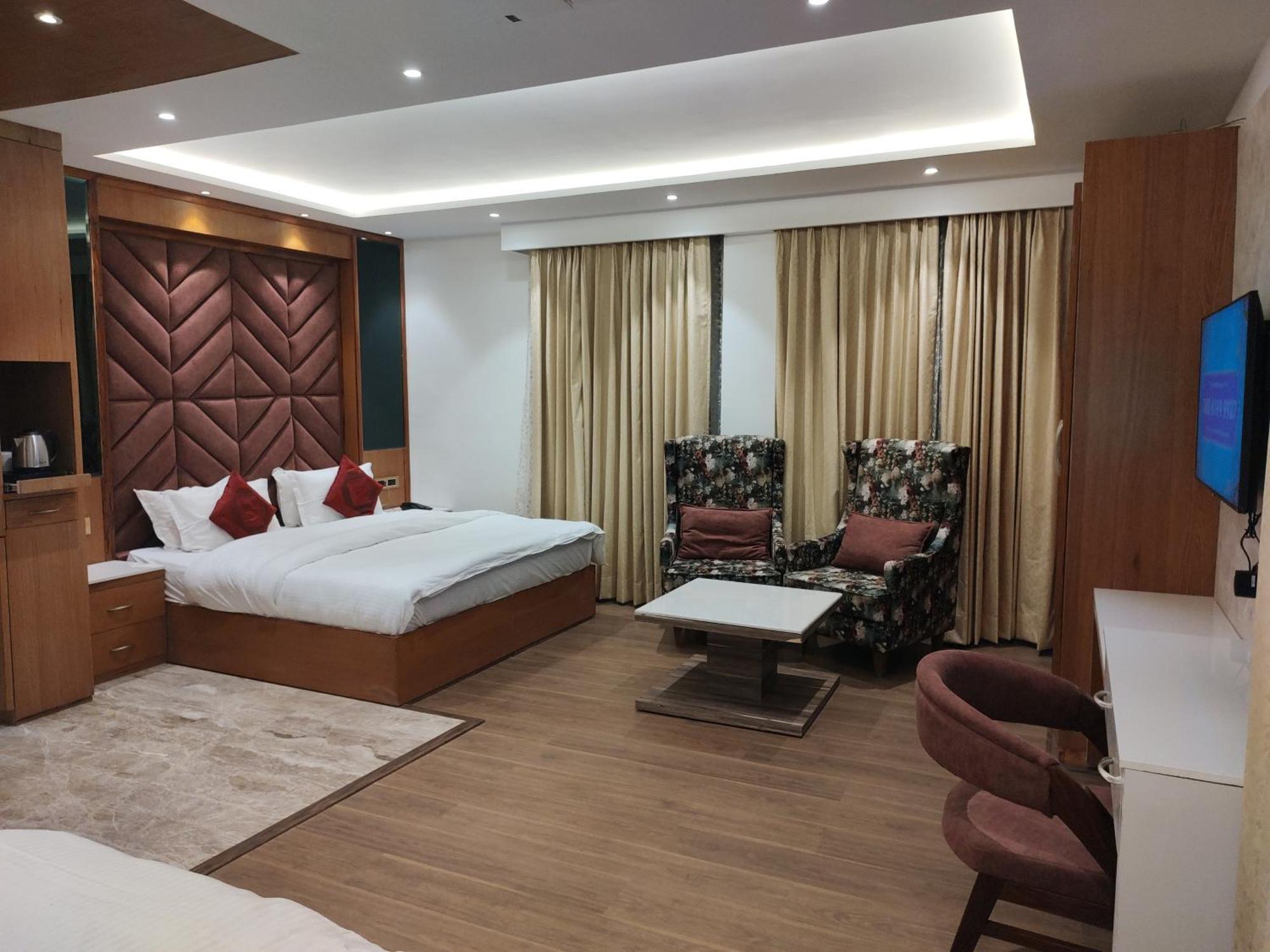 Sagrika Resort Dalhousie Kültér fotó